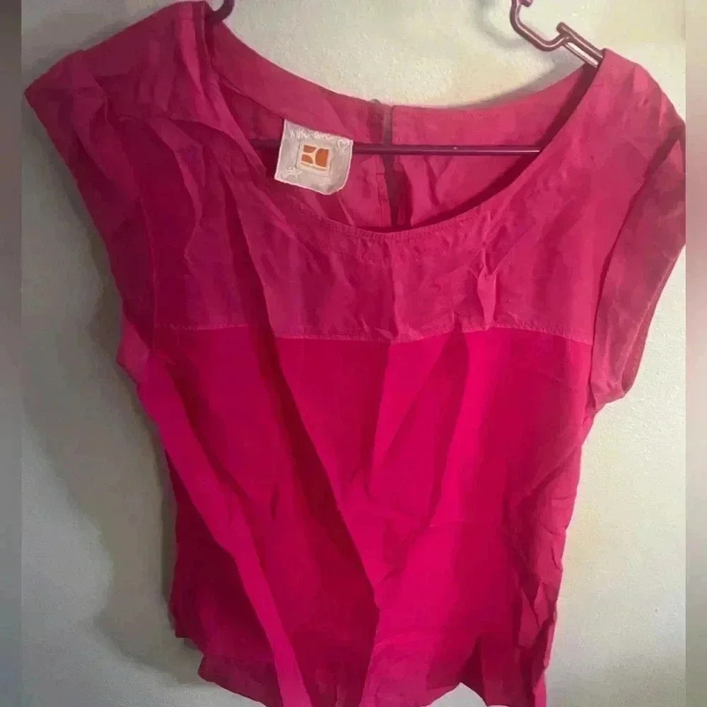 Hugo‎ Boss hot pink blouse size 2